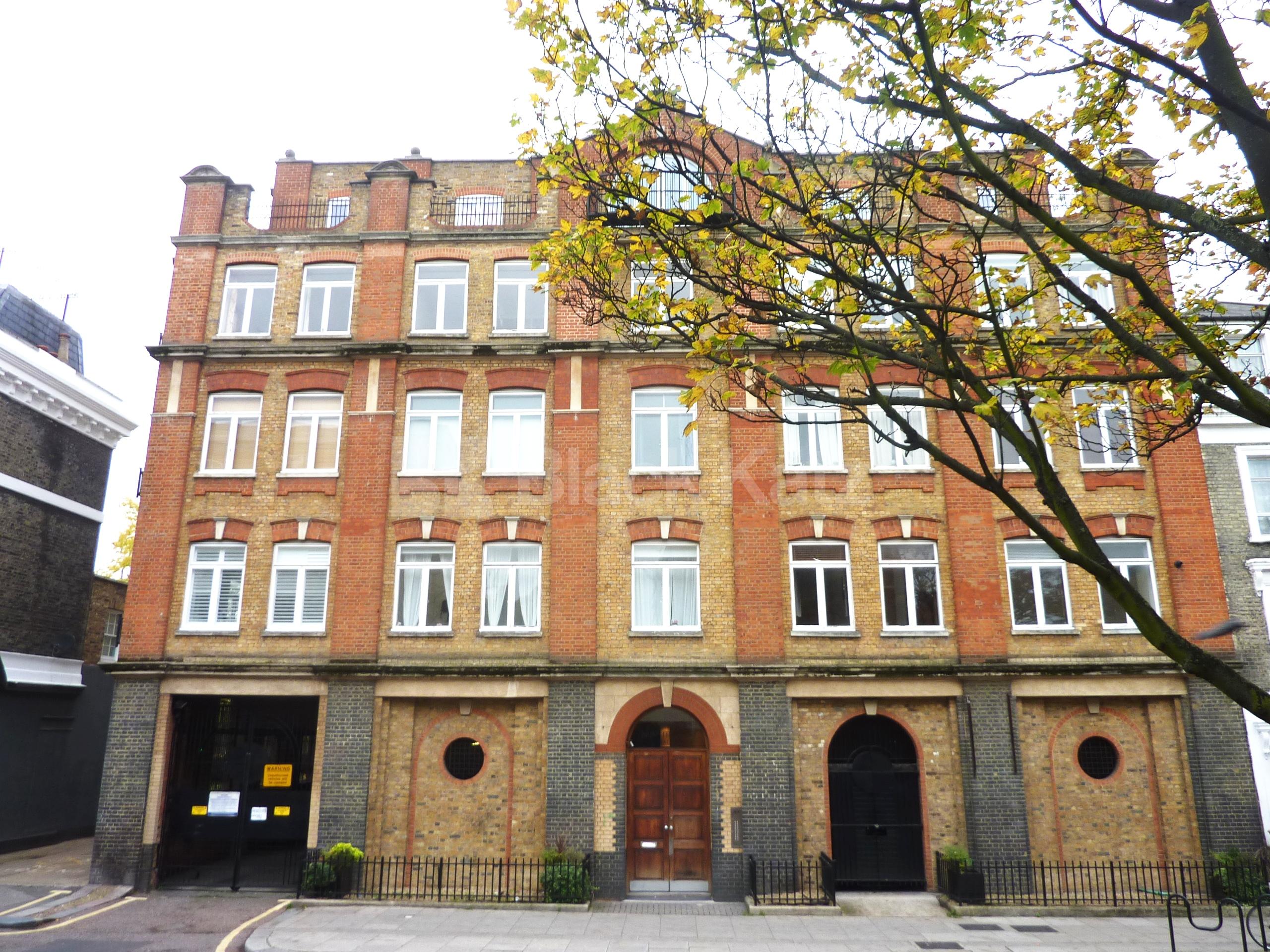 			NEW INSTRUCTION!, 2 Bedroom, 1 bath, 1 reception Flat			 Pratt Street, CAMDEN NW1